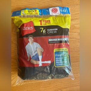 Hanes Cushion Crew Socks 7 Pairs Shoe Size 6-12 Black Socks New